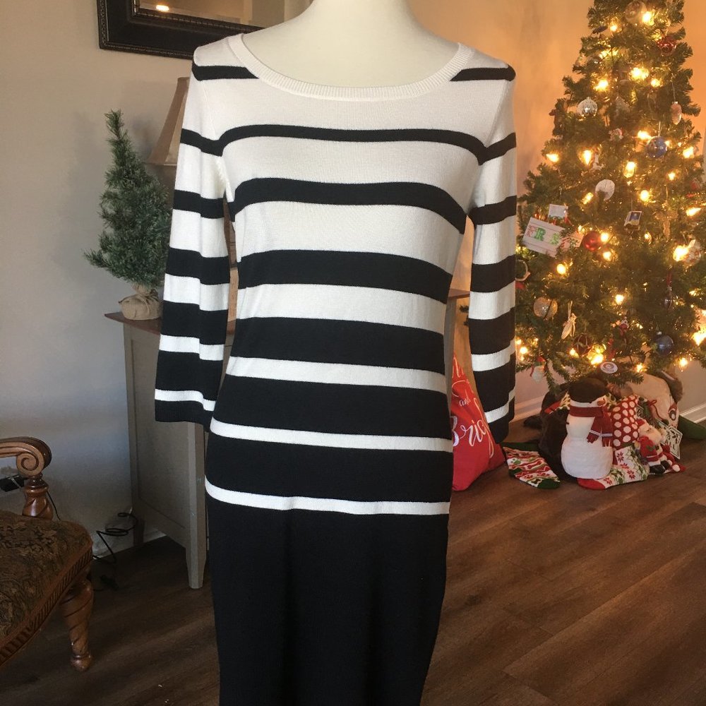 NWT ANN TAYLOR BLACK/CREAM SWEATER DRESS SZ SM